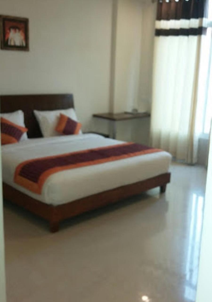 Hotel Zion Inn ורנאסי מראה חיצוני תמונה