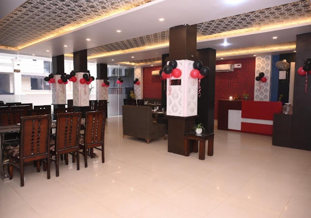 Hotel Zion Inn ורנאסי מראה חיצוני תמונה