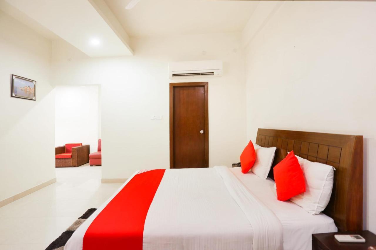 Hotel Zion Inn ורנאסי מראה חיצוני תמונה